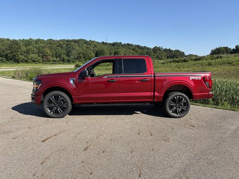 New 2026 Ford F150 XLT w/ FX4 Off-Road Package AWD/4WD image 2