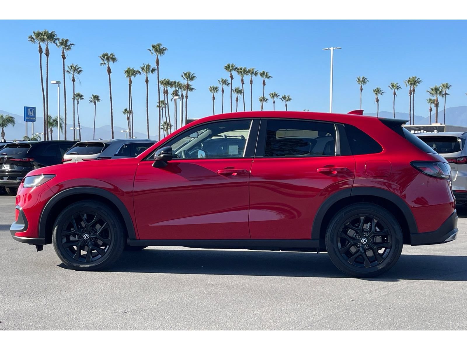 Certified 2025 Honda HR-V Sport image 2