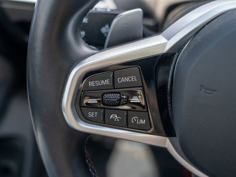 Used 2025 BMW M440i w/ Premium Package image 28