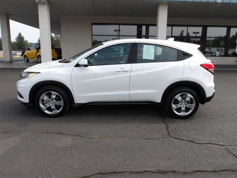 Used 2022 Honda HR-V LX image 2