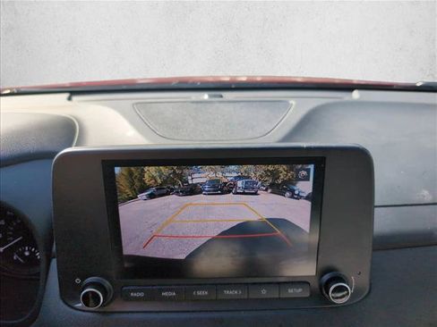 Certified 2023 Hyundai Kona SEL AWD/4WD image 15