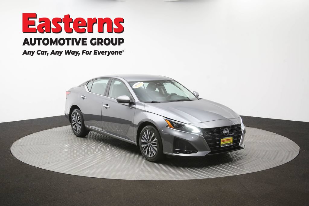 Used 2023 Nissan Altima 2.5 SV AWD/4WD image 50