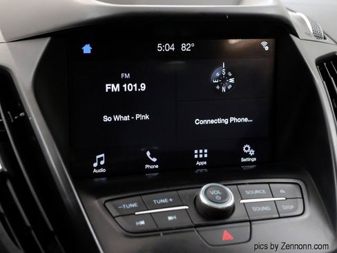 Used 2018 Ford Escape SE w/ SE Sync 3 Package FWD image 18