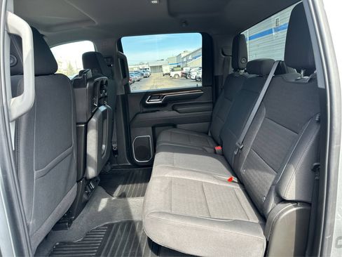 Used 2025 Chevrolet Silverado 2500 LT w/ Convenience Package AWD/4WD image 10