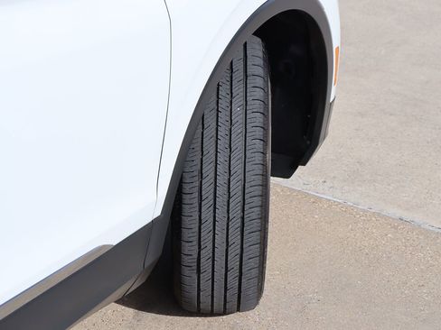 Used 2020 Volkswagen Tiguan SE w/ Panoramic Sunroof Package image 49