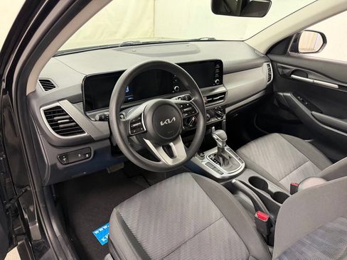 Used 2025 Kia Seltos LX AWD/4WD image 20