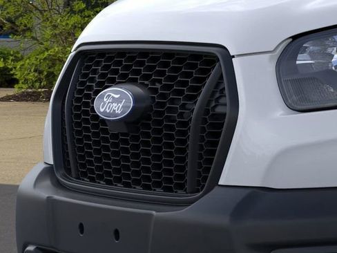 New 2026 Ford Transit 250 Low Roof image 17