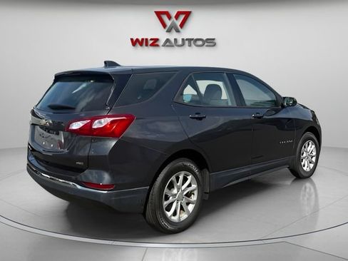 Used 2018 Chevrolet Equinox LS AWD/4WD image 5