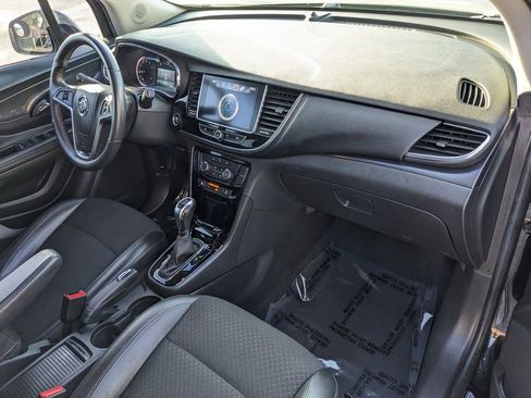Used 2018 Buick Encore Preferred image 10