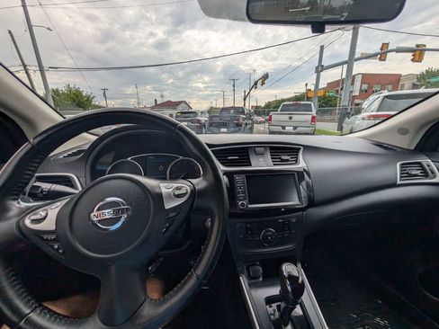 Used 2019 Nissan Sentra SV FWD image 21