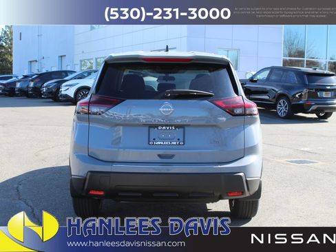 New 2026 Nissan Rogue SV image 8
