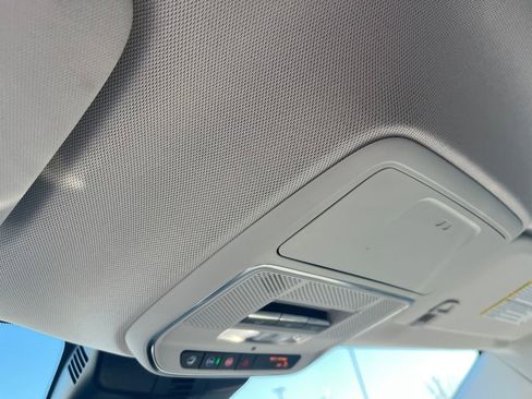 Used 2026 GMC Acadia Denali w/ Super Cruise Package image 17