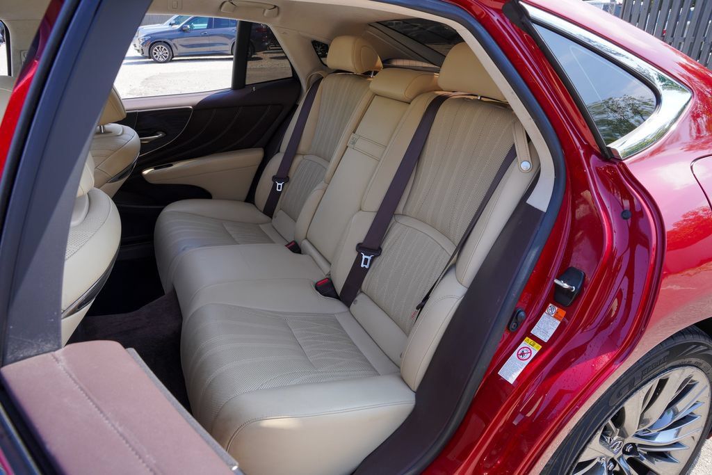 Used 2018 Lexus LS 500 AWD w/ Interior Upgrade Package image 25
