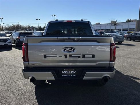 Used 2024 Ford F150 Lariat w/ FX4 Off-Road Package image 3