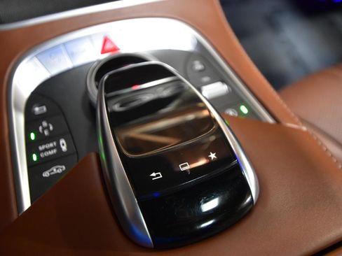 Used 2016 Mercedes-Benz S 550 4MATIC Coupe image 38