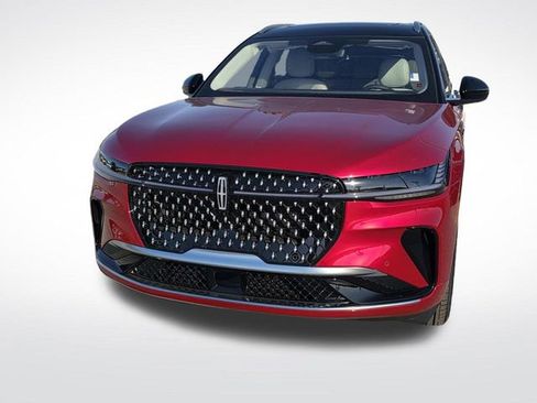 New 2026 Lincoln Nautilus Reserve image 5