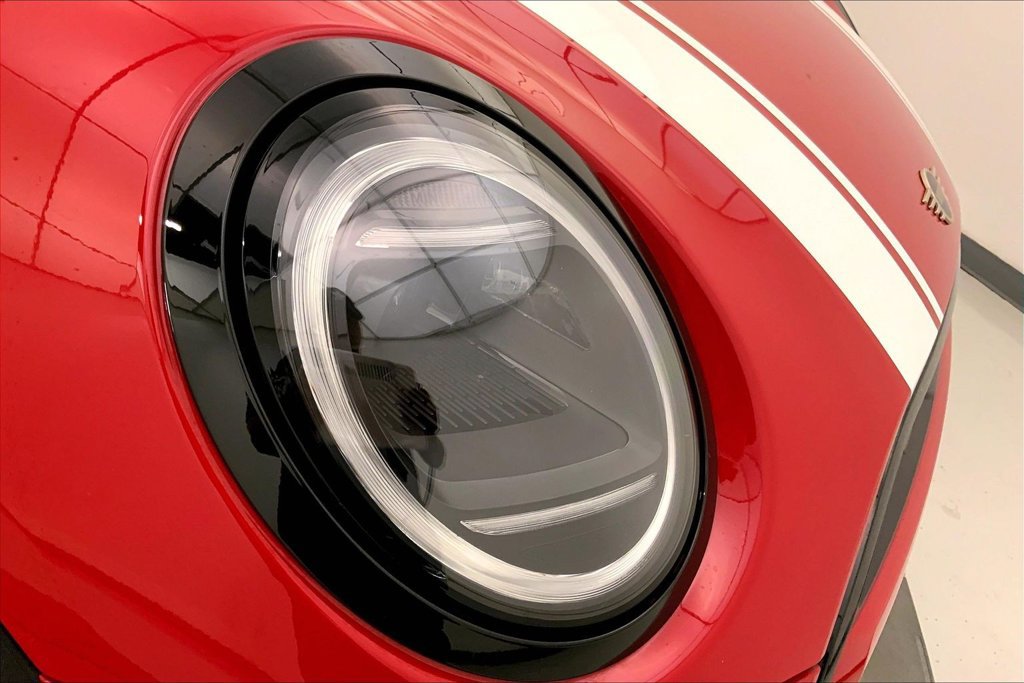 Certified 2025 MINI Cooper S FWD image 27