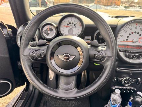 Used 2014 MINI Cooper S image 22