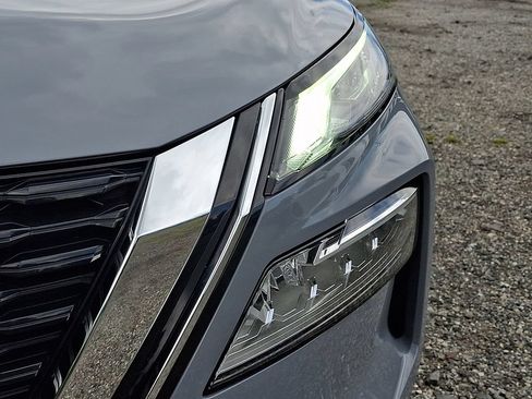 Certified 2023 Nissan Rogue SL AWD/4WD image 10