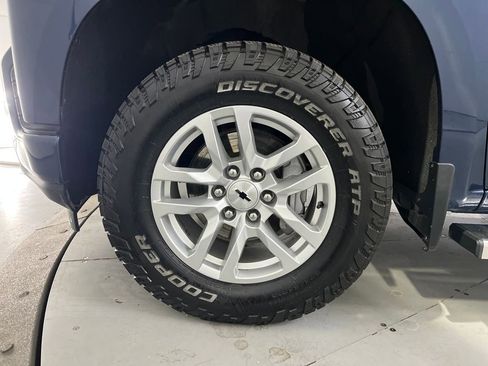 Used 2021 Chevrolet Silverado 1500 RST image 14