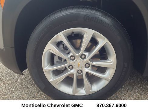 Certified 2025 Chevrolet TrailBlazer LS w/ LS Convenience Package FWD image 10
