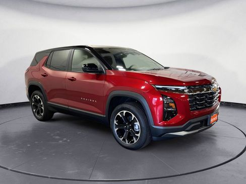 New 2026 Chevrolet Equinox LT w/ Convenience Package II AWD/4WD image 1