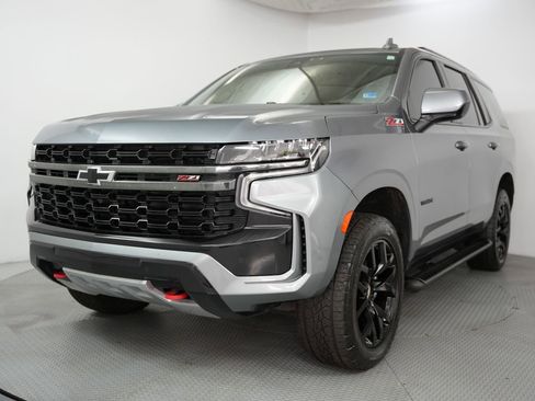 Used 2022 Chevrolet Tahoe Z71 AWD/4WD image 3