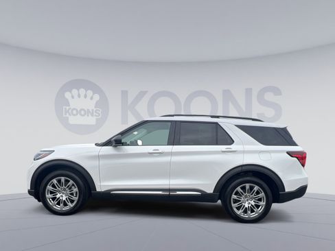 Certified 2025 Ford Explorer Active w/ Active Comfort Package image 2