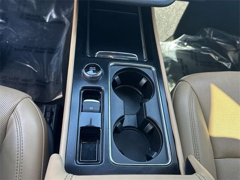 Certified 2020 Lincoln Corsair Reserve w/ Equipment Group 201A image 19