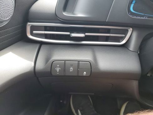 New 2026 Hyundai Elantra SEL Sport FWD image 30