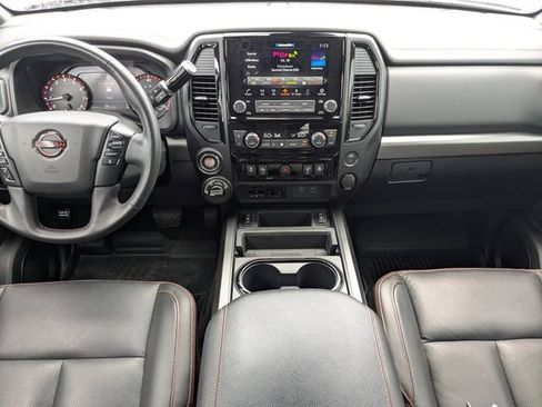 Used 2023 Nissan Titan PRO-4X w/ Pro-4x Convenience Package AWD/4WD image 14