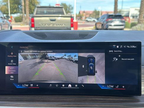 Used 2025 BMW X5 xDrive40i w/ Premium Package image 19