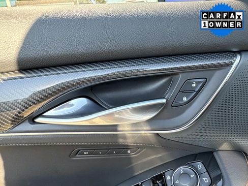 Used 2025 Cadillac CT5 V image 21