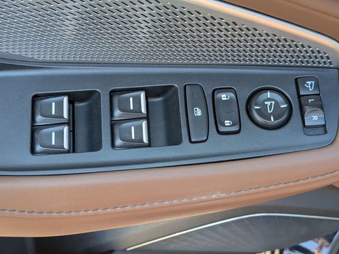 Used 2023 Acura MDX FWD w/ Technology Package image 14