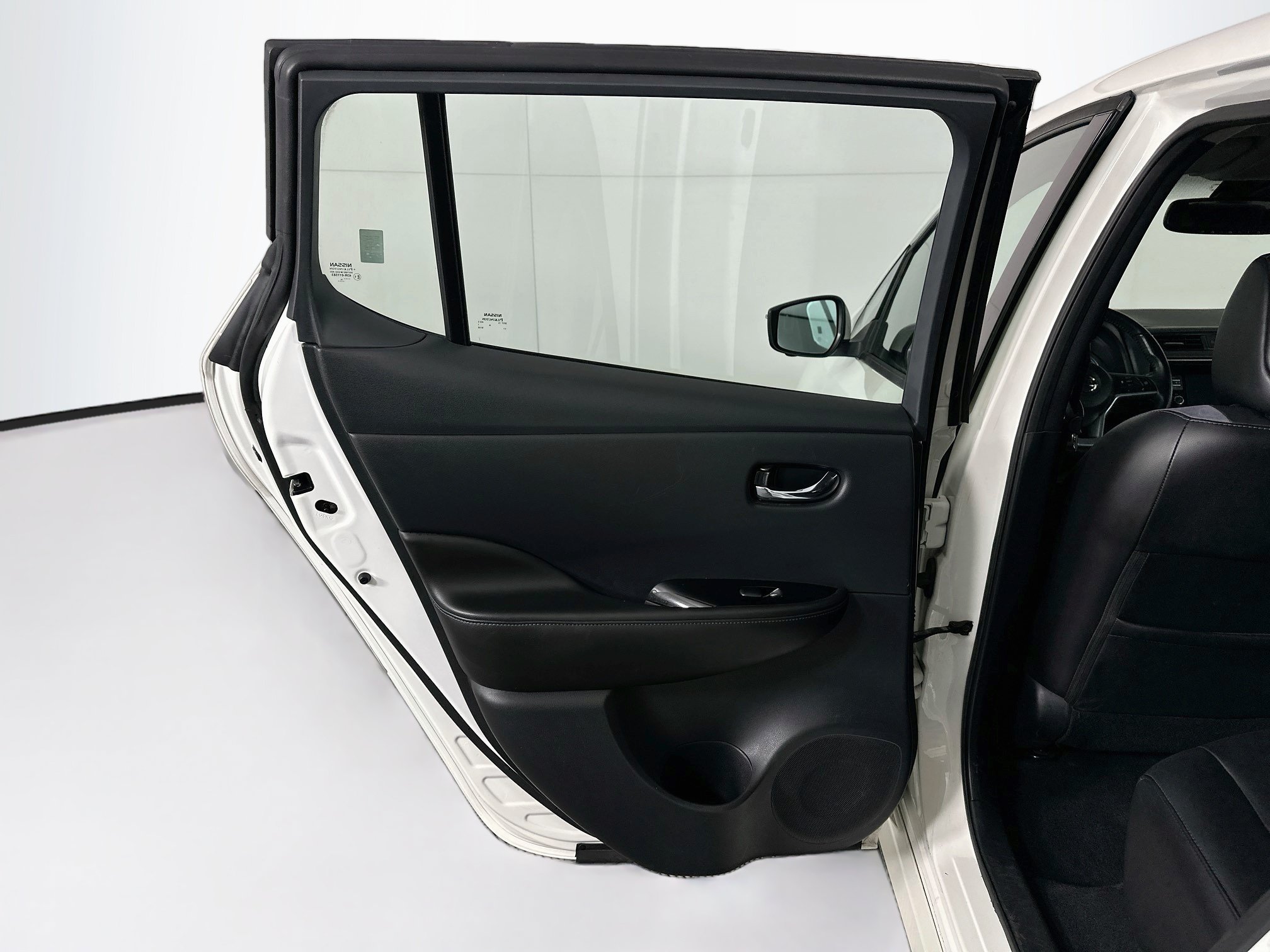 Used 2019 Nissan Leaf SL w/ SL Technology Package FWD image 27