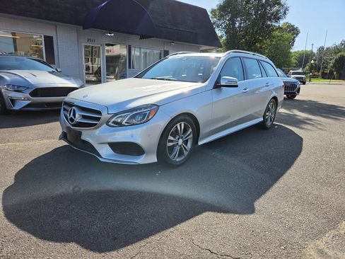 Used 2014 Mercedes-Benz E 350 4MATIC Wagon w/ Premium 1 Package image 7