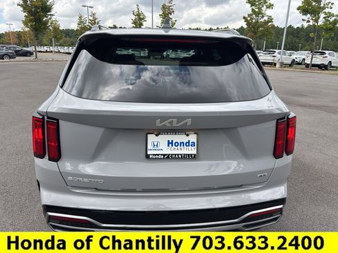 Used 2023 Kia Sorento SX AWD/4WD image 6