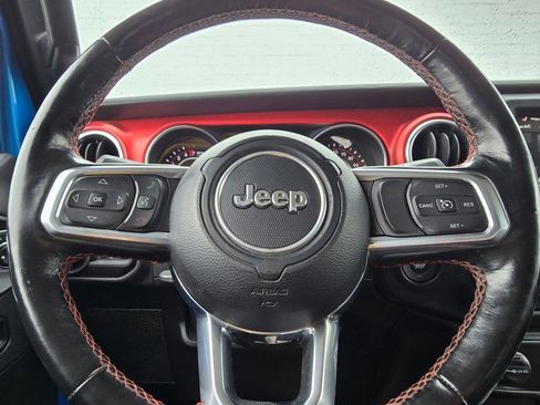 Used 2021 Jeep Gladiator Rubicon w/ Dual Top Group AWD/4WD image 24
