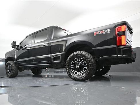 Used 2024 Ford F250 Platinum w/ FX4 Off-Road Package AWD/4WD image 33