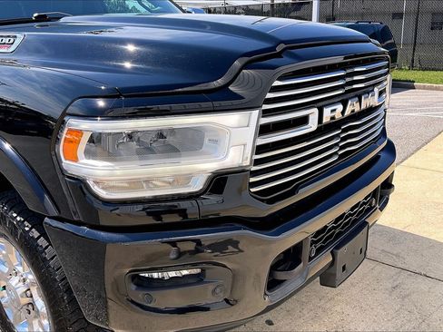 Used 2021 RAM 3500 Laramie AWD/4WD image 33