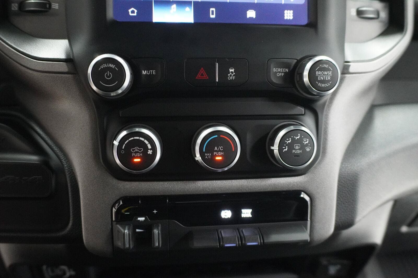 Used 2023 RAM 3500 Tradesman AWD/4WD image 16