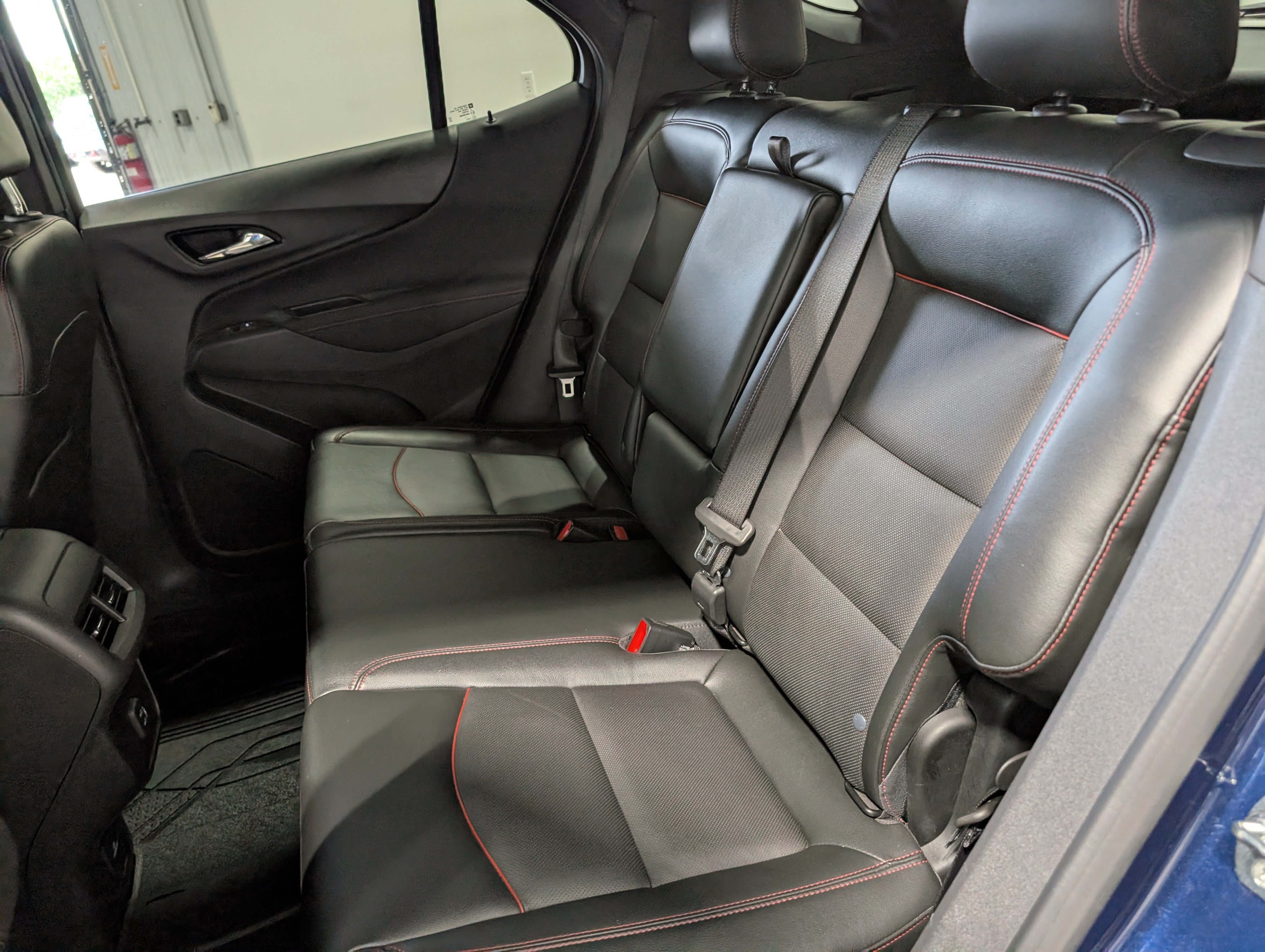 Used 2022 Chevrolet Equinox RS w/ RS Leather Package AWD/4WD image 15