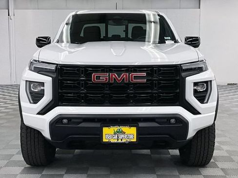 Used 2024 GMC Canyon Elevation w/ Convenience Package AWD/4WD image 4