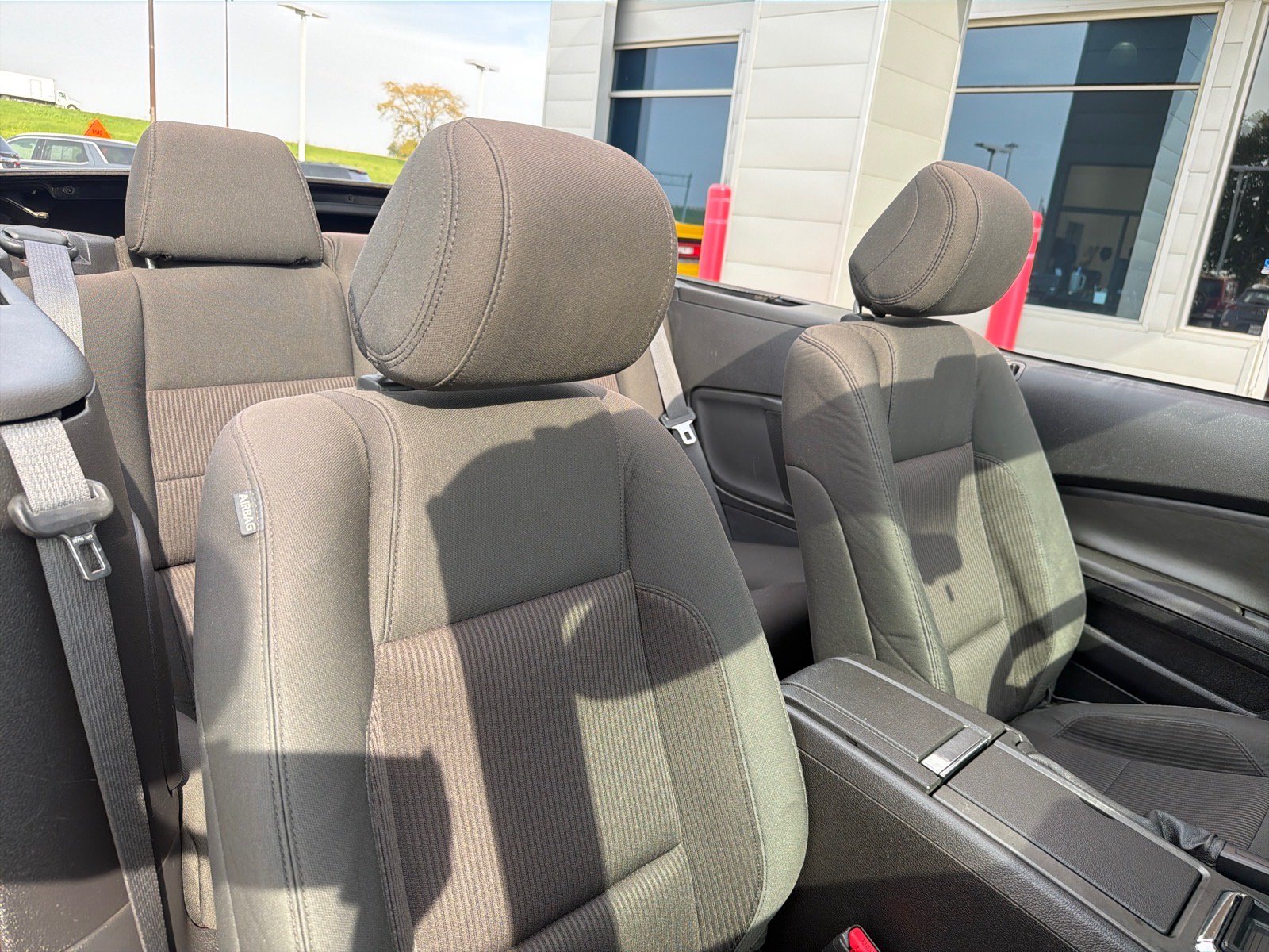 Used 2014 Ford Mustang Convertible RWD image 21