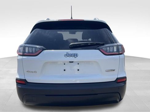Used 2019 Jeep Cherokee Latitude Plus w/ Cold Weather Group AWD/4WD image 13