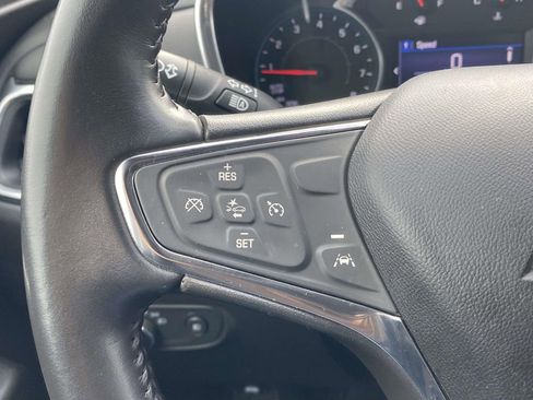 Used 2021 Chevrolet Equinox LT image 19