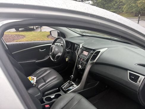 Used 2013 Hyundai Elantra GT w/ Style Pkg FWD image 12