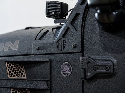 Used 2025 Jeep Gladiator Rubicon w/ Safety Group image 11