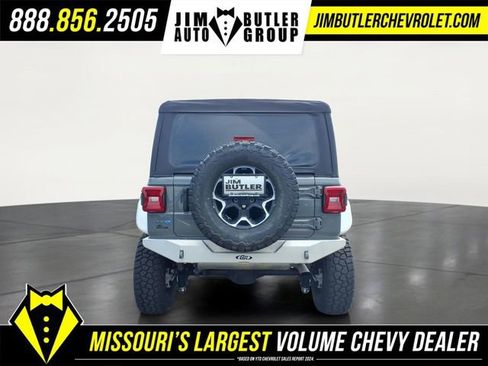 Used 2022 Jeep Wrangler Unlimited Rubicon 4xe w/ Cold Weather Group AWD/4WD image 22