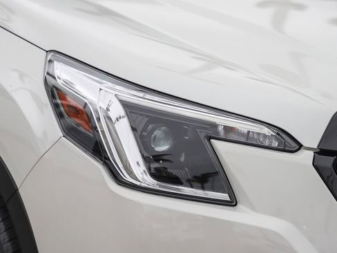 Certified 2024 Subaru Forester AWD/4WD image 10